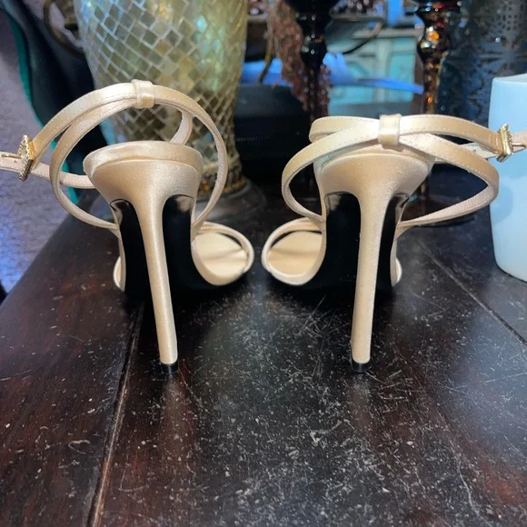 Saint Laurent Gippy 110 Sandal - Picture 6 of 8